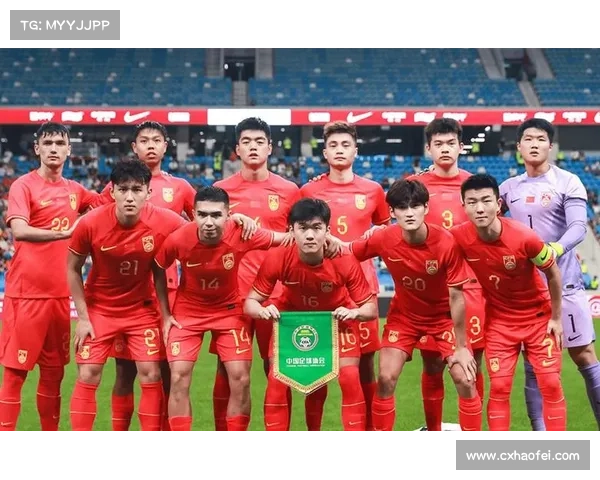 如何通过科学管理和战术创新帮助国足避免跌出世界前100排名